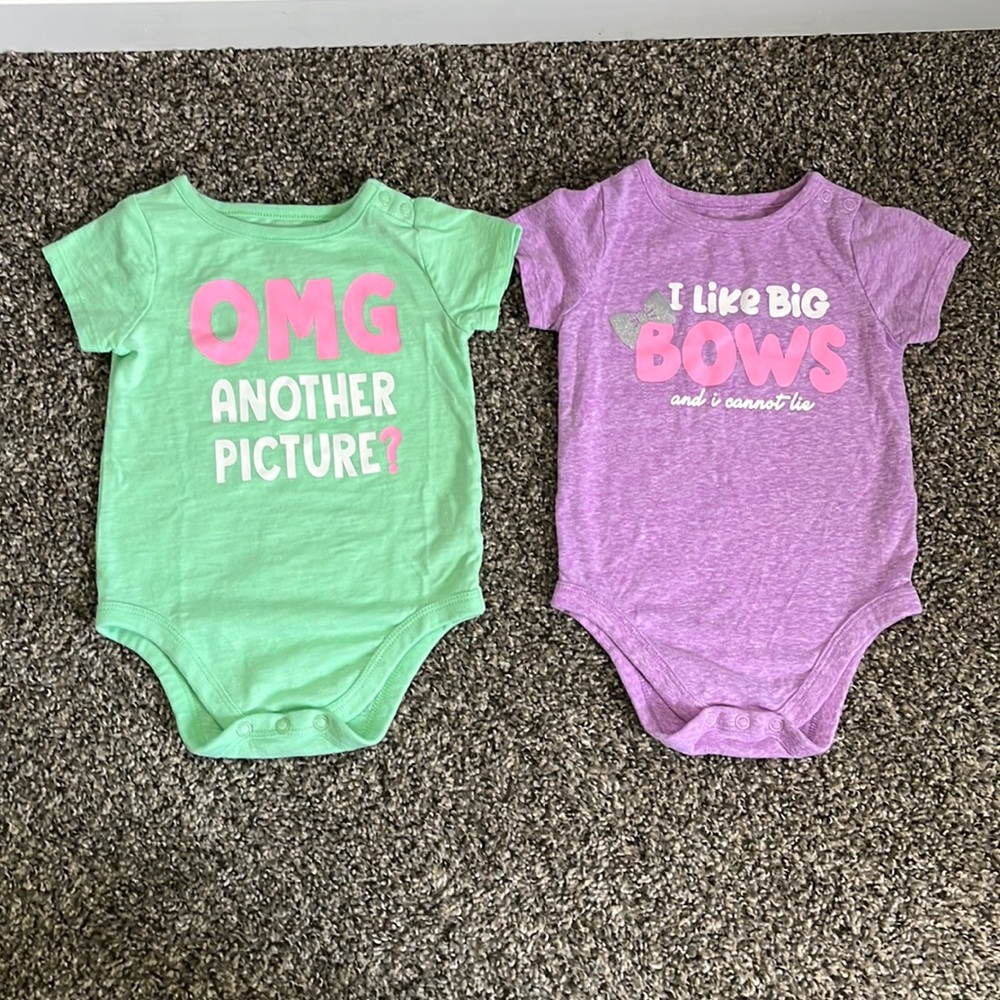 NWOT-Garanimals 12month onesies